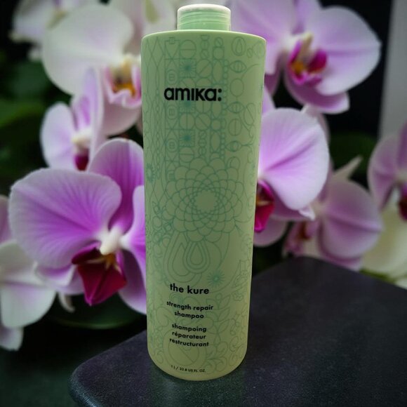 Amika The Kure Bond Repair Shampoo33.8 oz